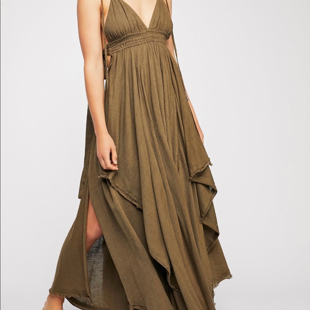 RELIST - FREE PEOPLE “Tropical Heat” maxi dress in Khaki 🌴 MINT condition ☀️